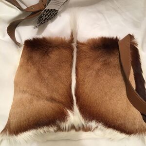 Clever carriage company safari springbok bag leath